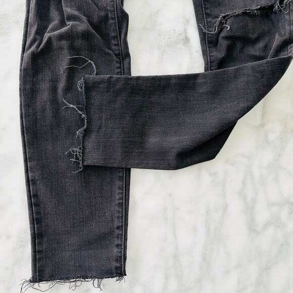 Paige Skyline Ankle Peg Black Slashed Knee 25 Skinny Jeans Distressed - Picture 7 of 7